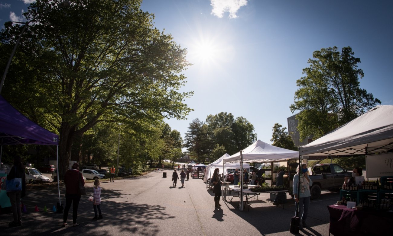 Enka-Candler Tailgate Market, photo by Camilla Calnan